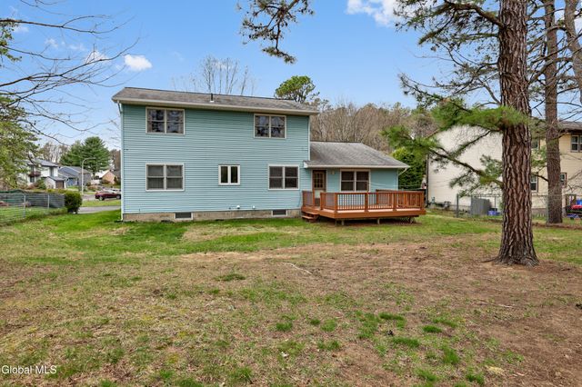 3 W Meadow Drive, Albany, NY 12203