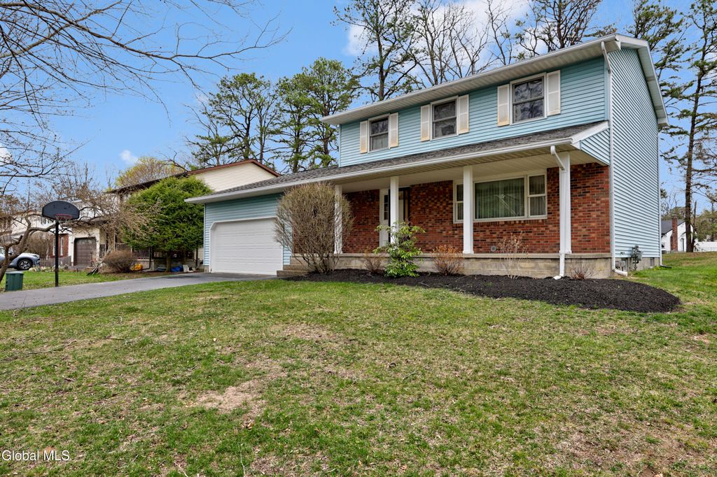 3 W Meadow Drive, Albany, NY 12203