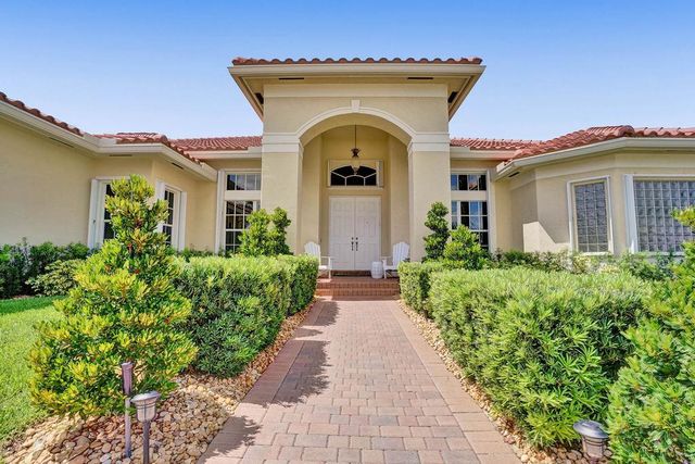 14985 SW 38th Street, Davie, FL 33331