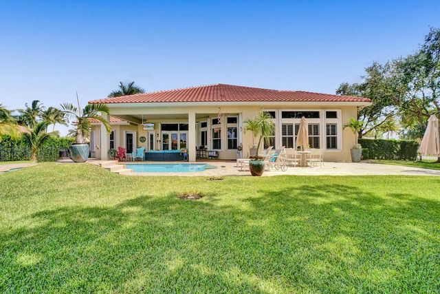 14985 SW 38th Street, Davie, FL 33331