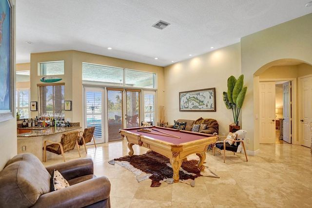 14985 SW 38th Street, Davie, FL 33331