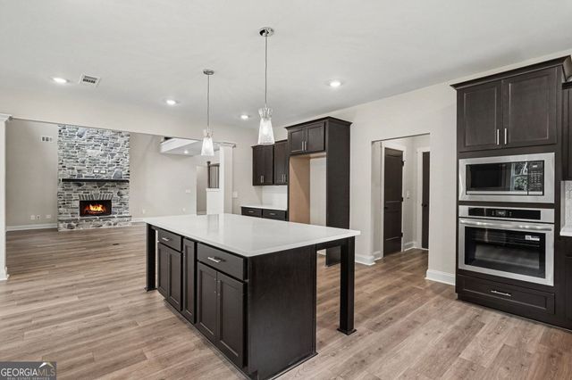 412 Flint Farms Drive, Concord, GA 30206