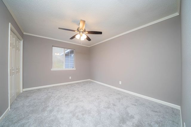 2802 Granite Dr, Longview, TX 75604