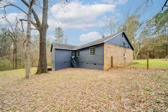 2802 Granite Dr, Longview, TX 75604