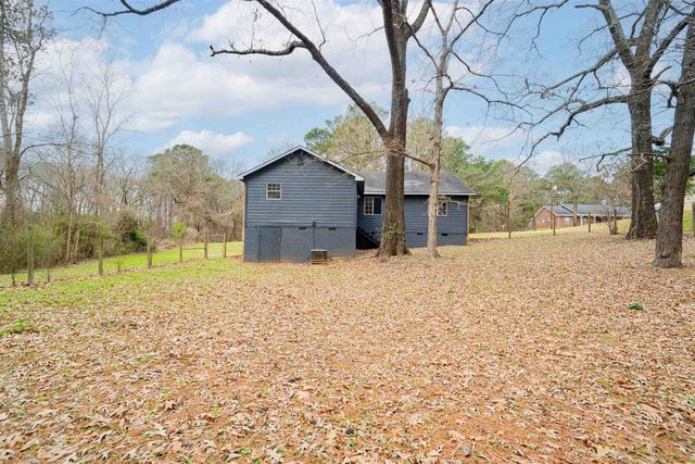 2802 Granite Dr, Longview, TX 75604