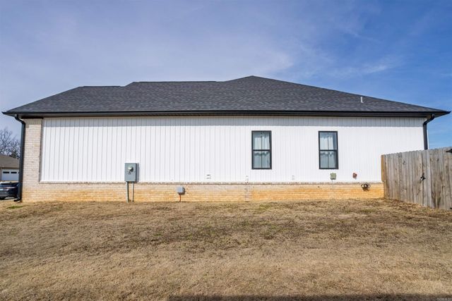 120 Sarah Grace, Batesville, AR 72501