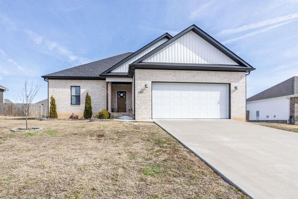 120 Sarah Grace, Batesville, AR 72501