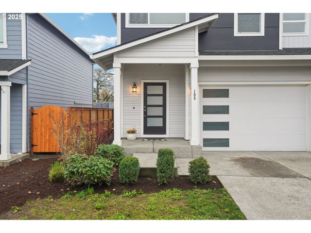 105 KINDRE St, St Helens, OR 97051