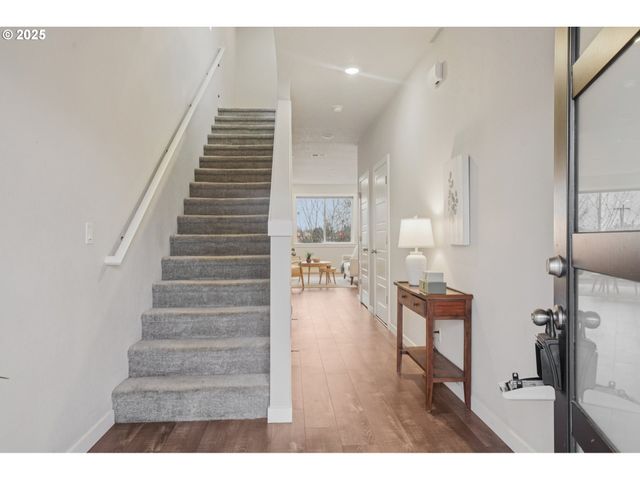 105 KINDRE St, St Helens, OR 97051