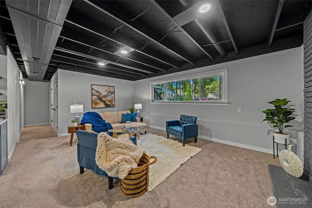 16519 191st Place NE, Woodinville, WA 98072