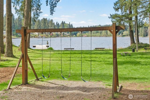 16519 191st Place NE, Woodinville, WA 98072