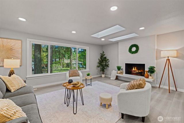 16519 191st Place NE, Woodinville, WA 98072