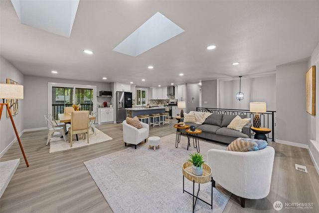 16519 191st Place NE, Woodinville, WA 98072