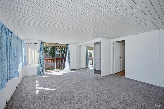 3562 NW Mountain View St, Clearlake, CA 95422