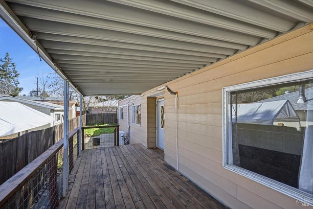 3562 NW Mountain View St, Clearlake, CA 95422