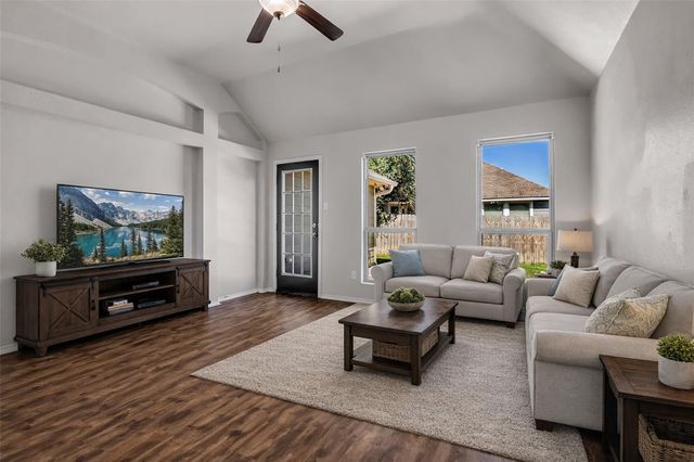 968 Oak Lynn Drive, Conroe, TX 77378