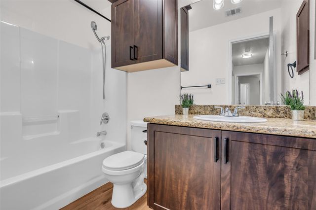 968 Oak Lynn Drive, Conroe, TX 77378