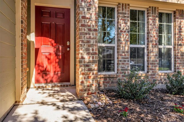 968 Oak Lynn Drive, Conroe, TX 77378