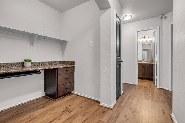 968 Oak Lynn Drive, Conroe, TX 77378