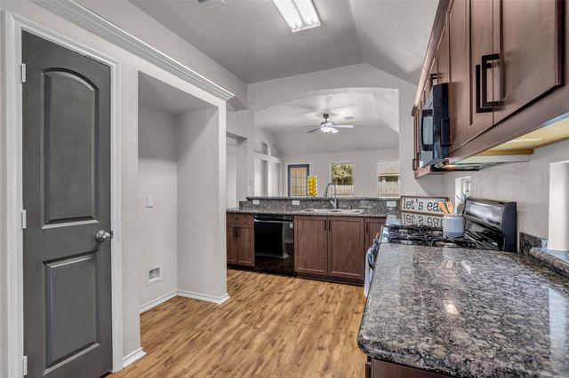 968 Oak Lynn Drive, Conroe, TX 77378