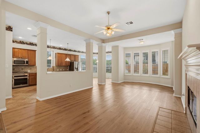 4819 Cypress Spring Drive, Missouri City, TX 77459