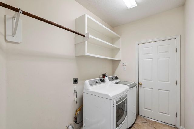 4819 Cypress Spring Drive, Missouri City, TX 77459