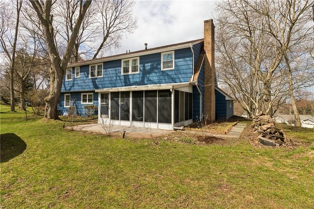 85 Clarkes Crossing, Perinton, NY 14450