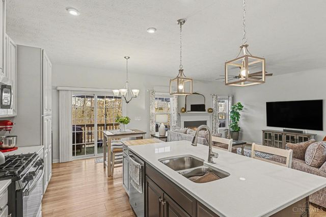 454 Pleasant Ridge Drive, Lebanon, OH 45036