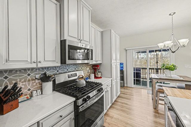 454 Pleasant Ridge Drive, Lebanon, OH 45036