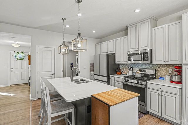 454 Pleasant Ridge Drive, Lebanon, OH 45036