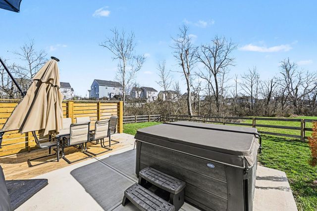 454 Pleasant Ridge Drive, Lebanon, OH 45036