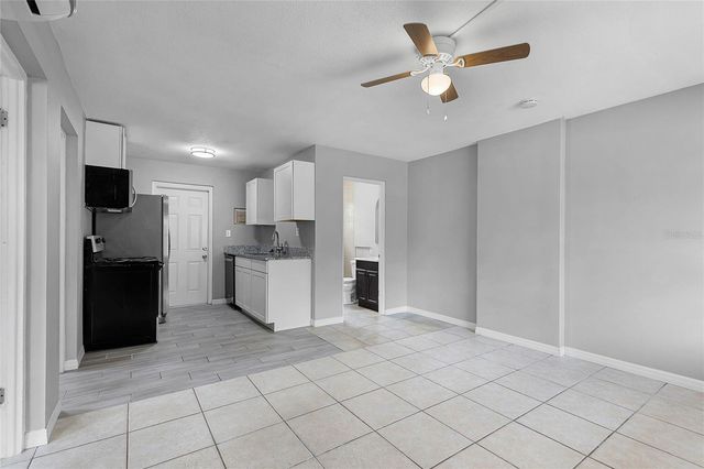 1086 HIBISCUS COURT 22, Tavares, FL 32778