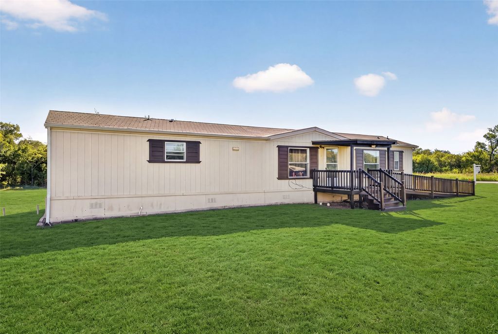 24 Spring Creek Circle, Grand Prairie, TX 75054 — photo 4