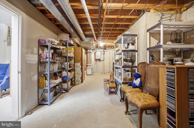 300 OVERLOOK, Conshohocken, PA 19428