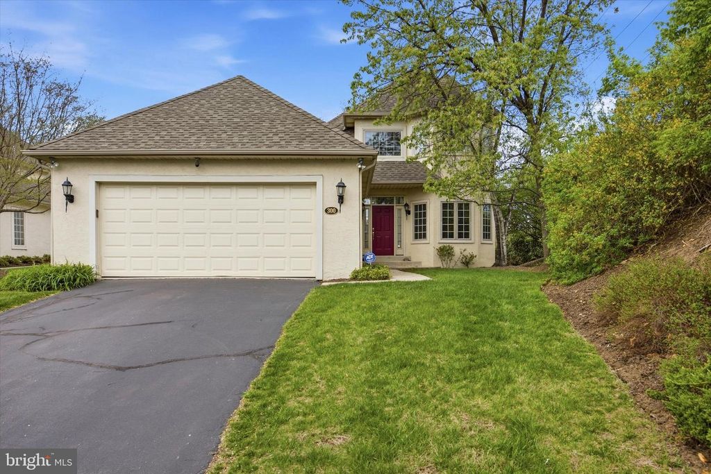 300 OVERLOOK, Conshohocken, PA 19428