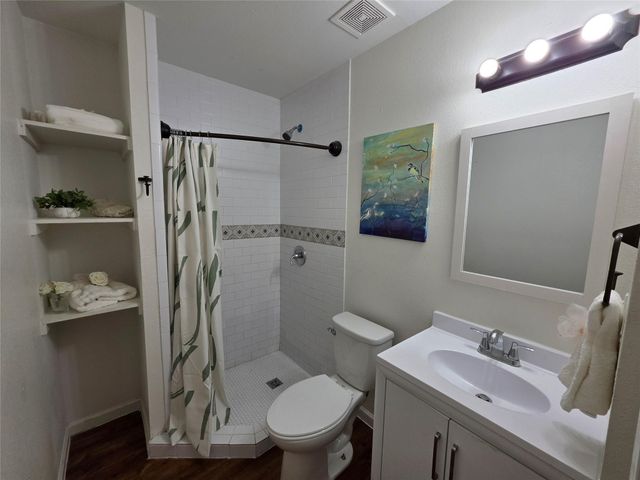 5422 Pine Avenue, Pasadena, TX 77503