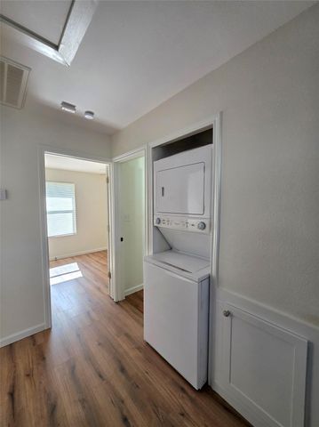 5422 Pine Avenue, Pasadena, TX 77503