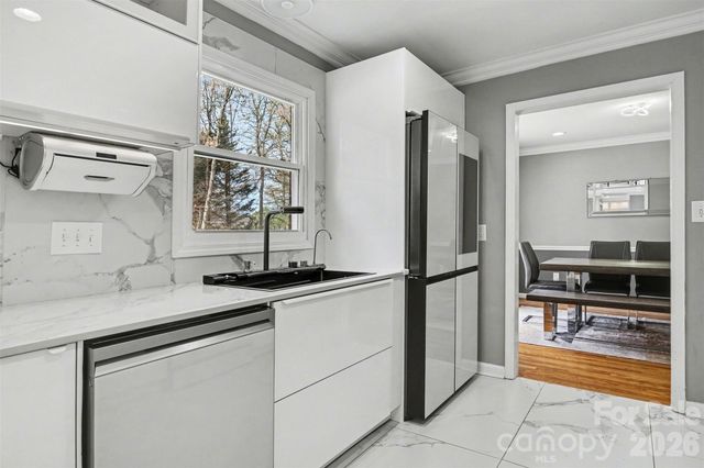 1560 Chatham Court NW, Concord, NC 28027