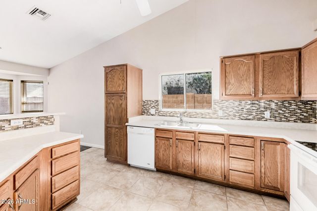 2140 N NANCY Lane, Casa Grande, AZ 85122