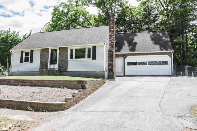 22 Greenwood Drive, Nashua, NH 03062