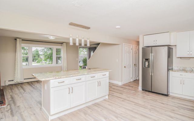 22 Greenwood Drive, Nashua, NH 03062