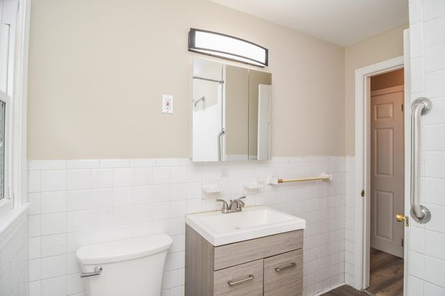 22 Greenwood Drive, Nashua, NH 03062