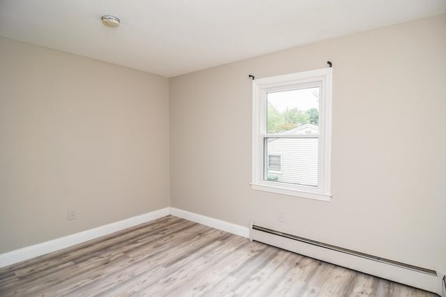 22 Greenwood Drive, Nashua, NH 03062