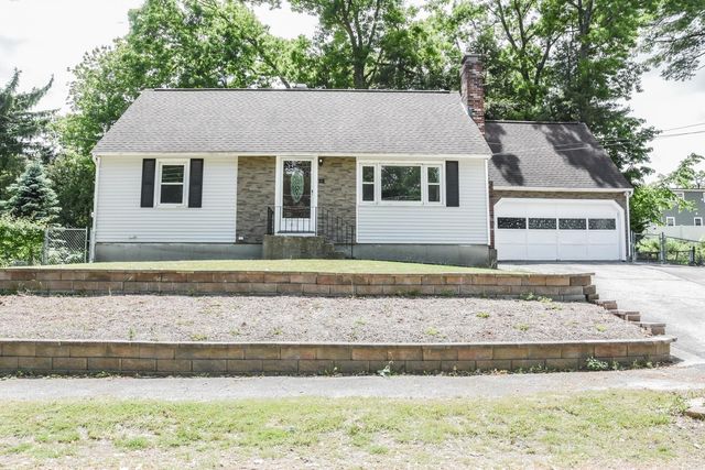 22 Greenwood Drive, Nashua, NH 03062