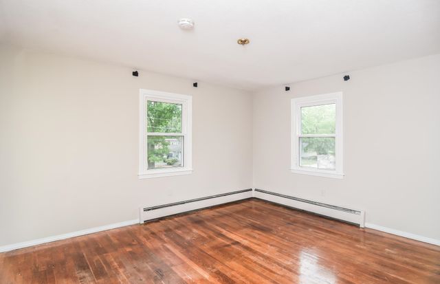 22 Greenwood Drive, Nashua, NH 03062