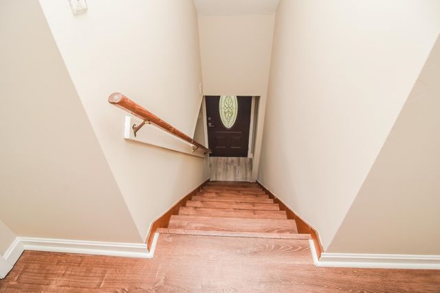 22 Greenwood Drive, Nashua, NH 03062