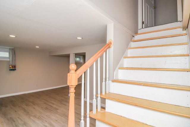 22 Greenwood Drive, Nashua, NH 03062