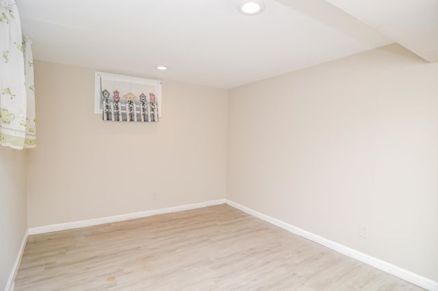 22 Greenwood Drive, Nashua, NH 03062