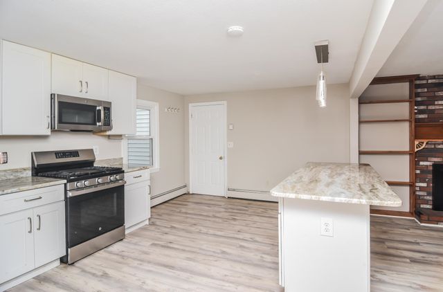 22 Greenwood Drive, Nashua, NH 03062