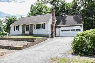 22 Greenwood Drive, Nashua, NH 03062